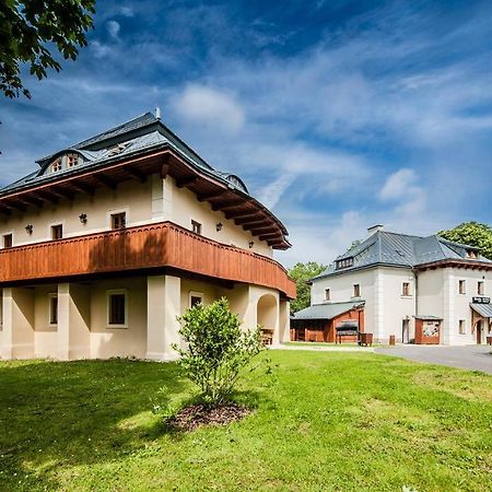 Hotel Kristin Hradek Decin Dış mekan fotoğraf