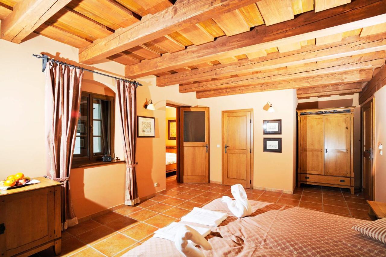 Hotel Kristin Hradek Decin Dış mekan fotoğraf