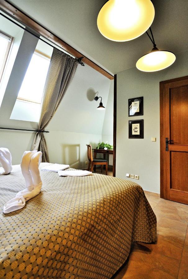 Hotel Kristin Hradek Decin Dış mekan fotoğraf