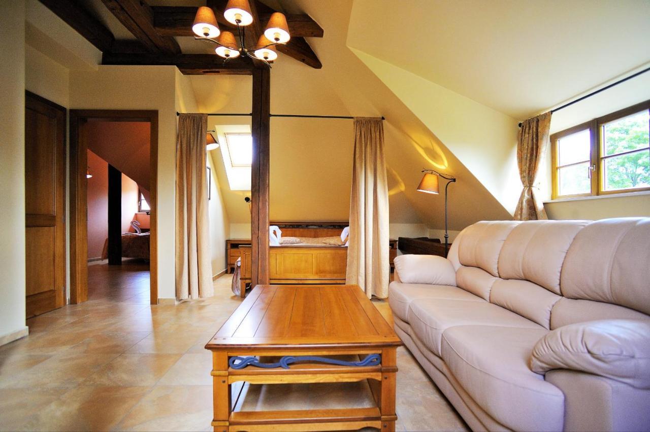 Hotel Kristin Hradek Decin Dış mekan fotoğraf